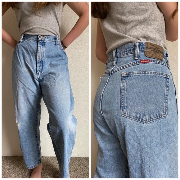 Preloved wrangler jeans 💙 - Picture 3 of 4